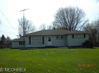 3615 Palmyra Rd SW, Warren, OH 44481