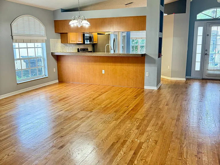 11709 Leda Ln — Photo 14