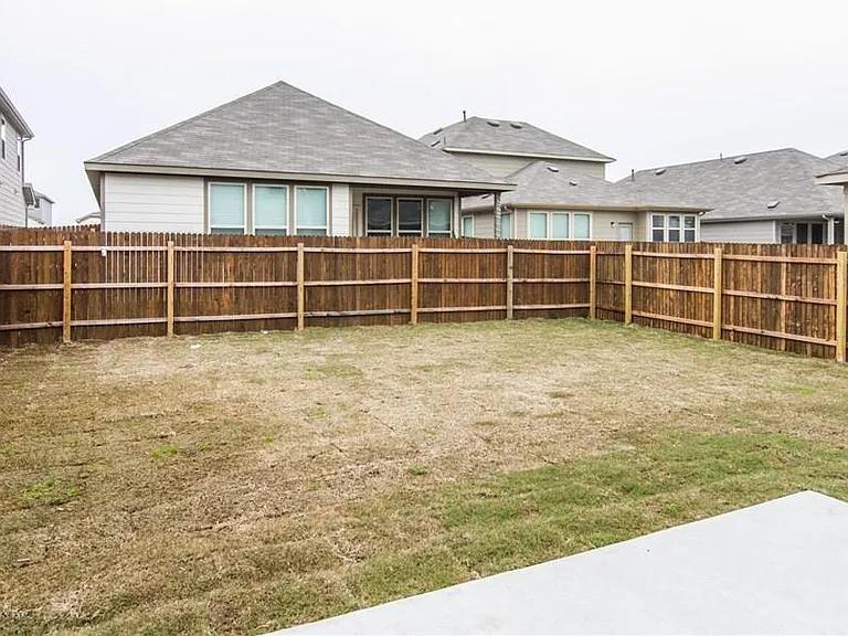 15912 Windroot St — Photo 31