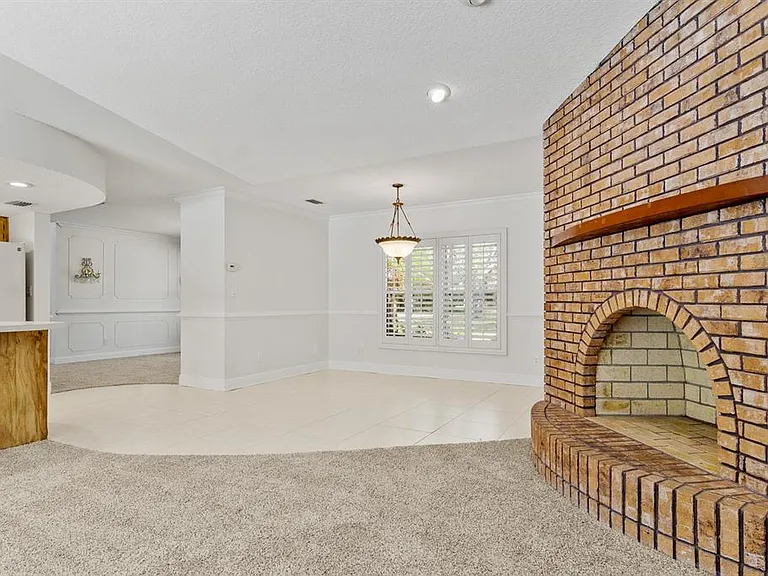 10206 Lakeview Dr — Photo 13