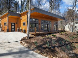 109 Grady Ave, Tryon, NC 28782