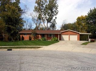 124 Kingsbury Ct, Lima, OH