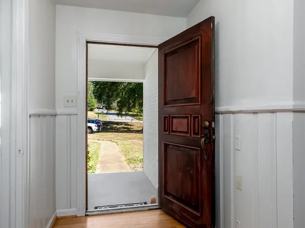 1929 Hargrove Rd E, Tuscaloosa, AL 35405