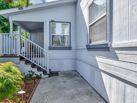 5th image of 130 El Bosque Dr #130