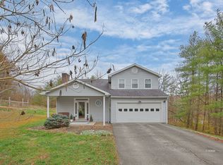 9188 Hooper Rd, Athens, OH 45701