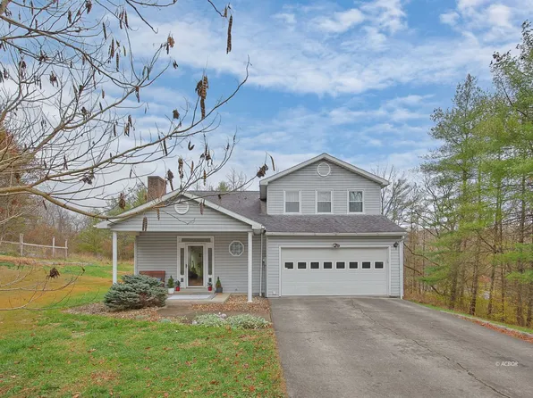 9188 Hooper Rd, Athens, OH 45701