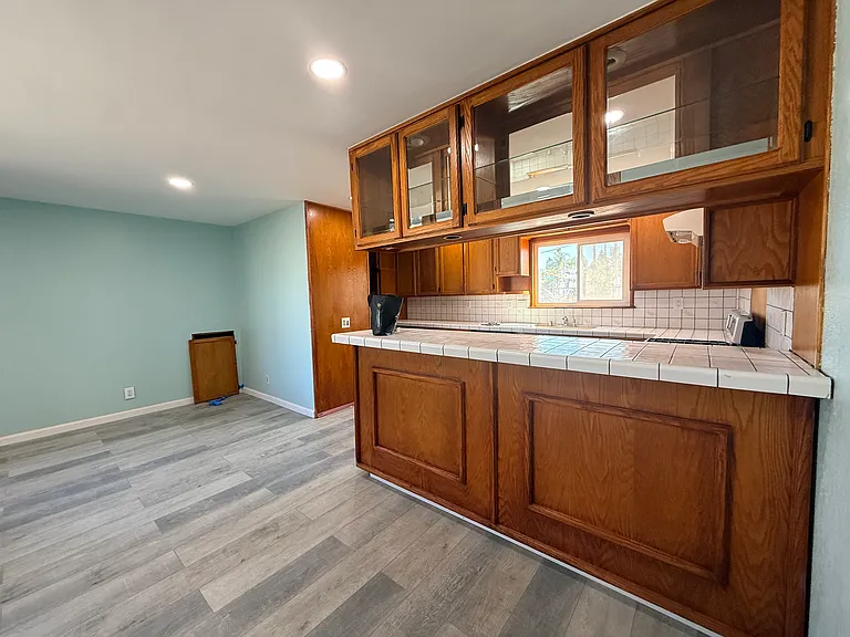 17530 Chestnut St — Photo 10