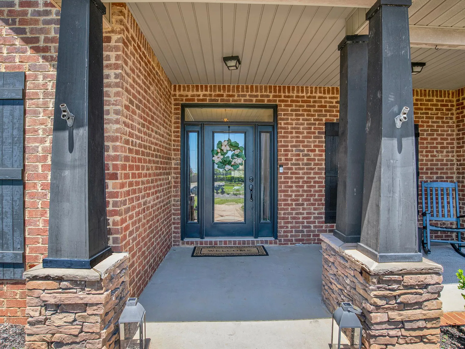 4 bed, 2704 sqft, $3,000 — Photo 3