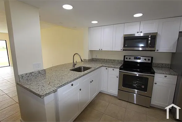 5200 NW 31st Ave #103 — Photo 5