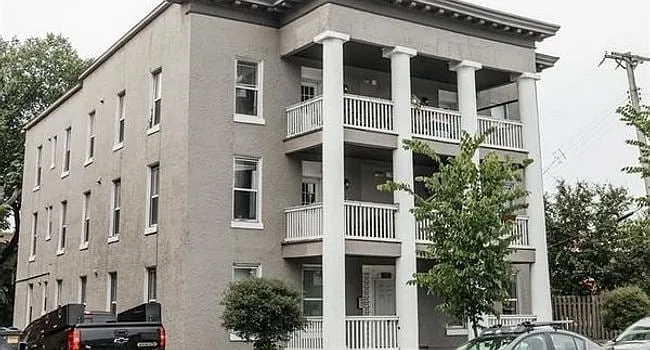 1207 W 25th St #11 — Photo 7