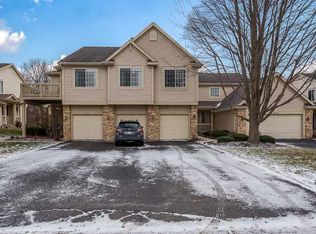 6339 Commonwealth Dr, Loves Park, IL 61111