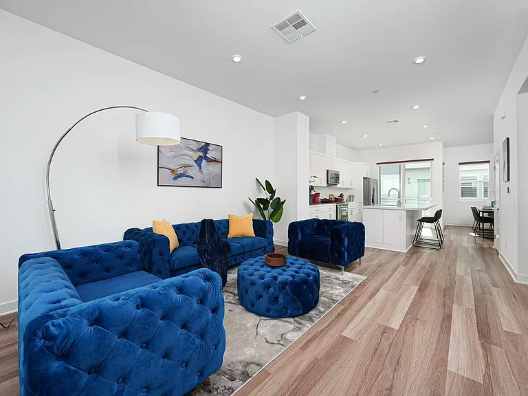 1607 W Cara Dr — Photo 12