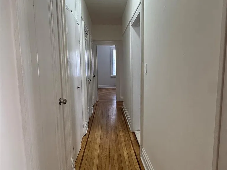 8730 79th Ave — Photo 2