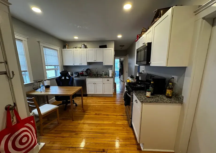 74 Frederick Ave