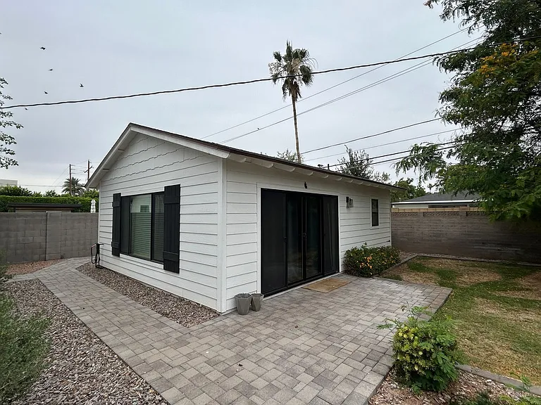 4016 E Avalon Dr — Photo 23