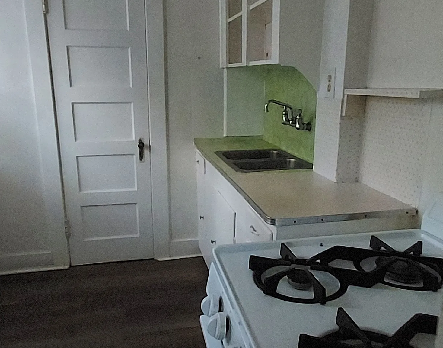1423 S 5th St — Photo 2