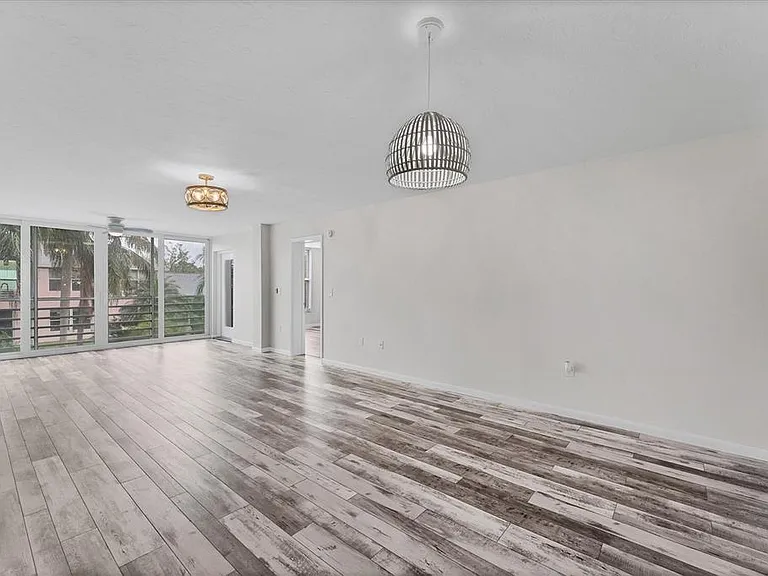 4530 Pinebrook Cir #208 — Photo 11