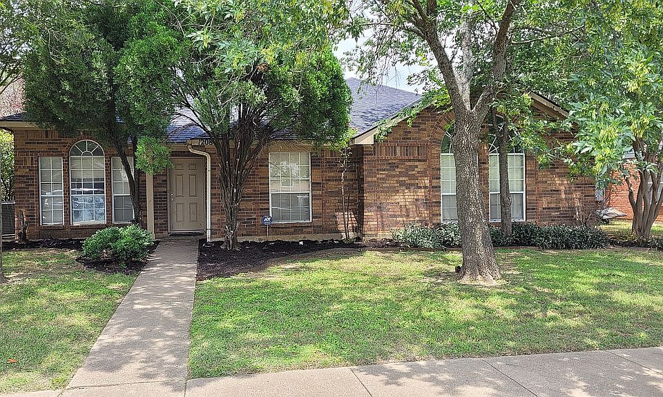 Front Yard