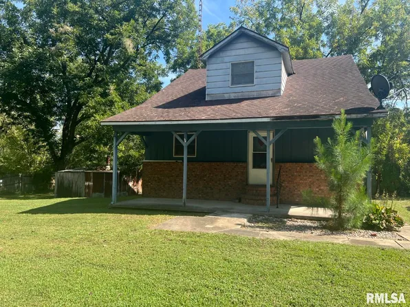 1514 Russell Rd, West Frankfort, IL 62896