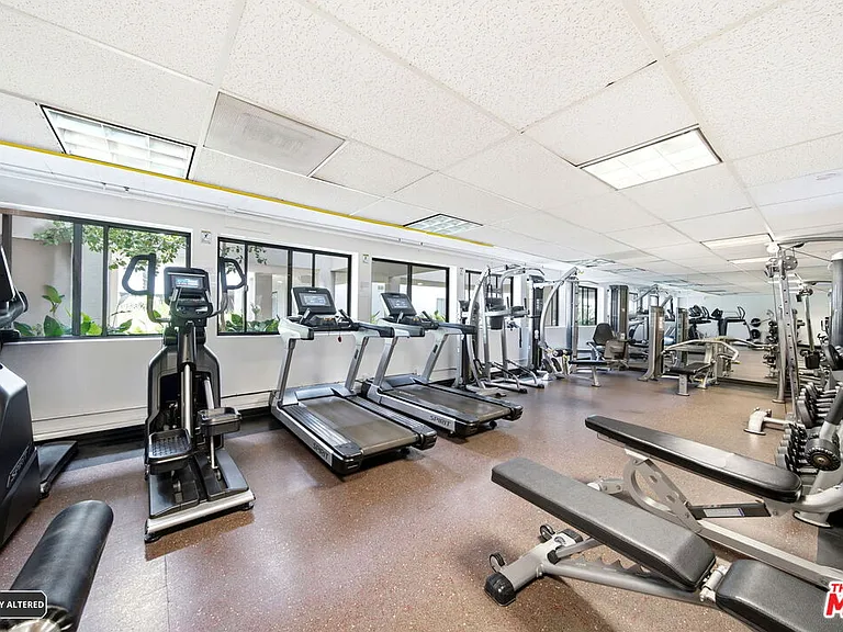 122 Ocean Park Blvd #507 — Photo 42