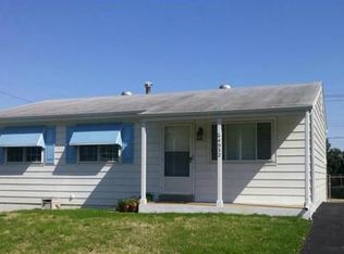 4932 Cherry Blossom Ln, Hazelwood, MO 63042