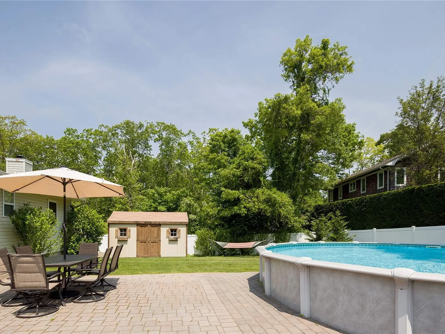 3 bed, 2.0 bath, $8,000 — Photo 2