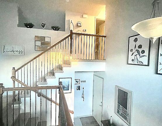 2nd image of 4619 N 160th St