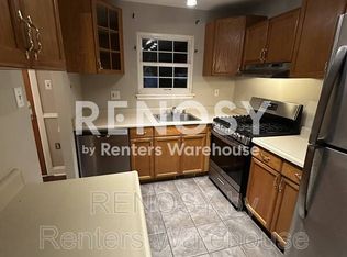22 King Richard Ct, Rosedale, MD 21237