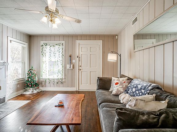 2nd image of 3140 Rogers Ave #1