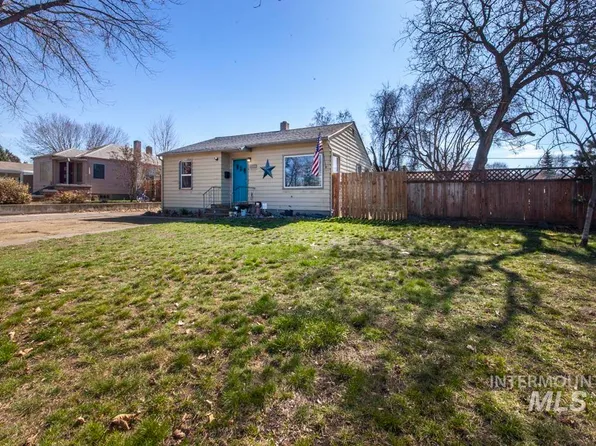 1804 14th Ave, Lewiston, ID 83501