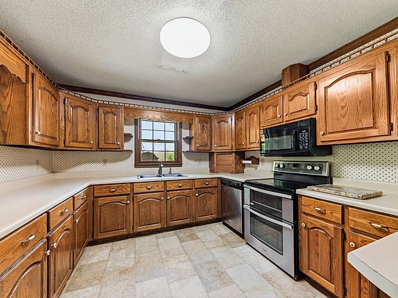 20th image of 8039 Campbellsville Rd
