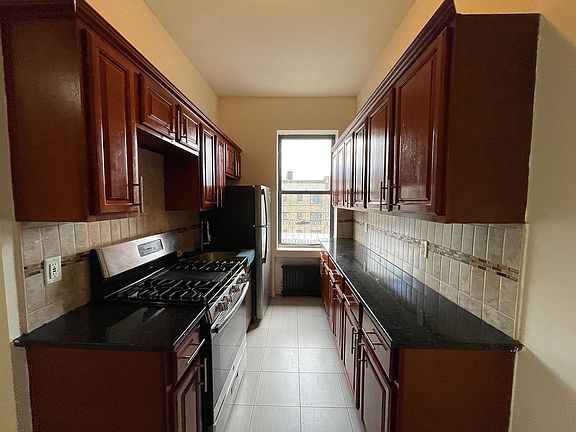 2nd image of 1243 Atlantic Ave APT 3B