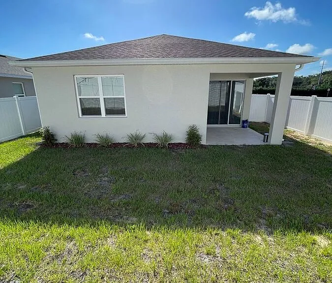 824 Blue Creek Dr — Photo 32