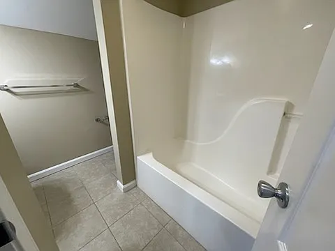 2633 Suffolk Dr — Photo 19