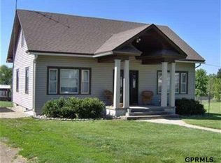 1002 E 2nd St, Beemer, NE 68716