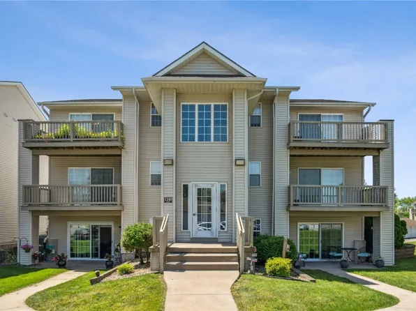 1240 44th St Unit B, Marion, IA 52302
