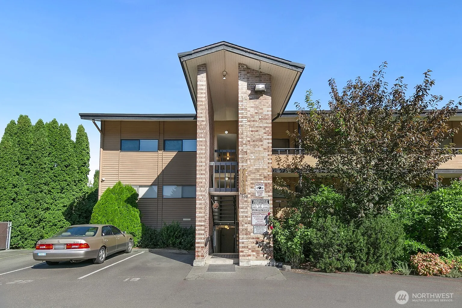 11600 Rainier Avenue S #405 photo 1