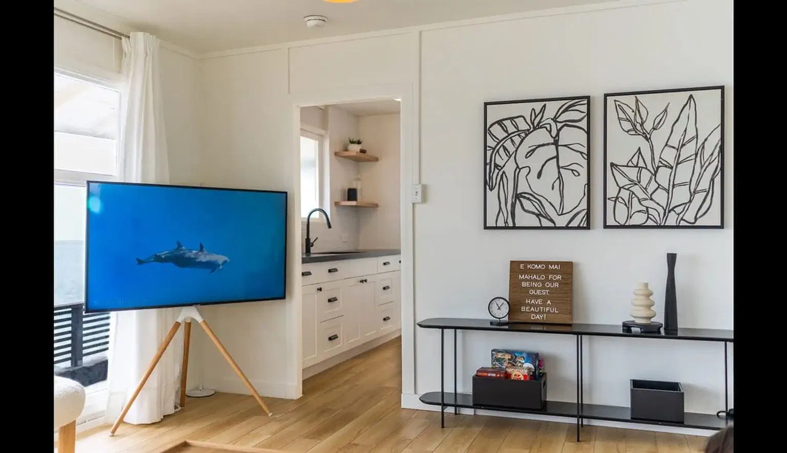 Fully Furnished Oceanfront Home on Oahu's North Shore - $4,100/mo - Available 12/1 — Photo 4