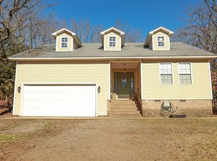 1814 Paradise Acres Rd, Russellville, AR 72802