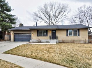 1060 E Fallbrook Way, Sandy, UT 84094