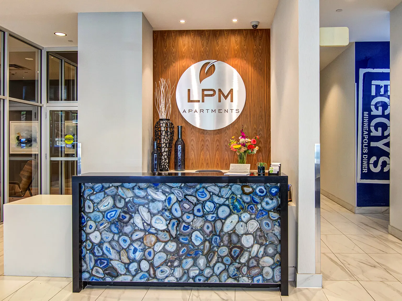 LPM Apartments — Photo 1