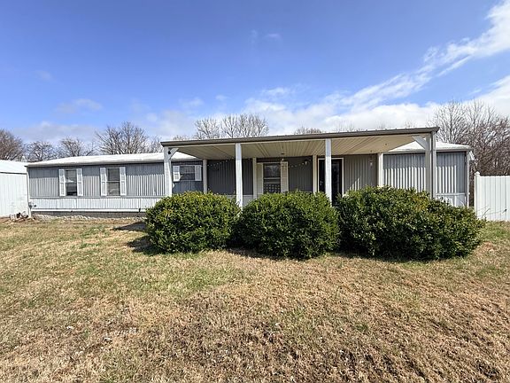 2nd image of 5848 Sugar Maple Rd