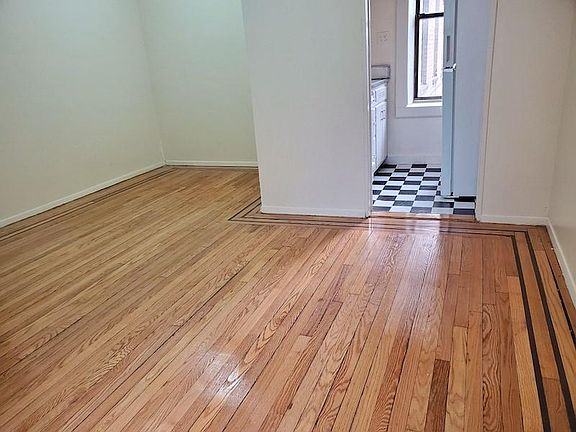 4th image of 8630 98th St APT 1B