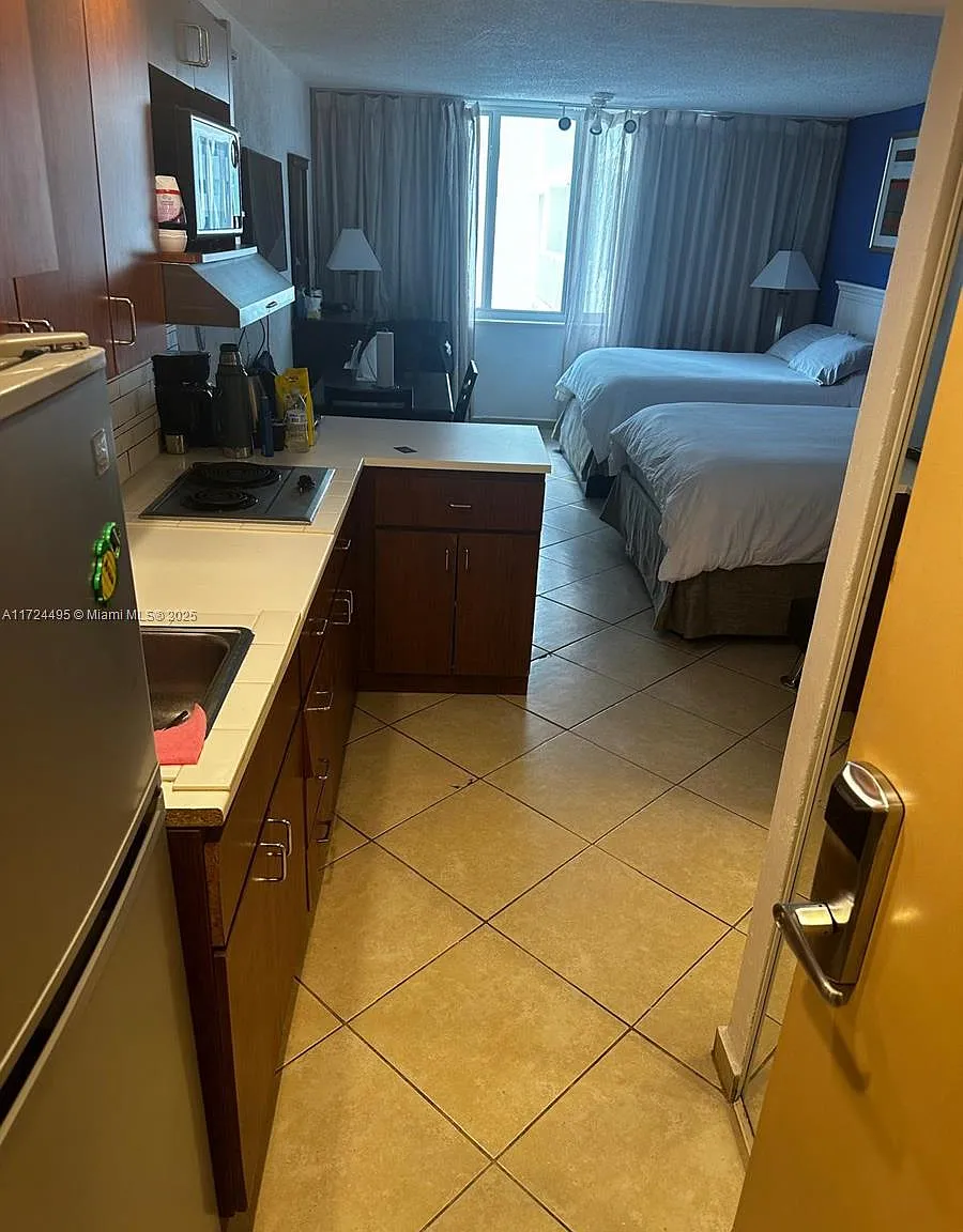 The Aventura Beach Club C — Photo 2