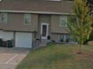 3201 N 157th Ter, Basehor, KS 66007