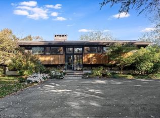 49 Farmersville Rd, Califon, NJ 07830