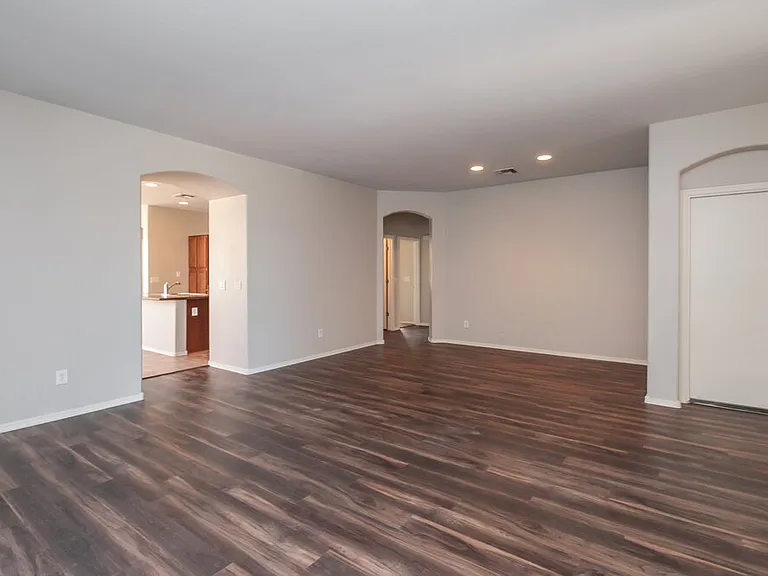 10110 W Payson Rd — Photo 3