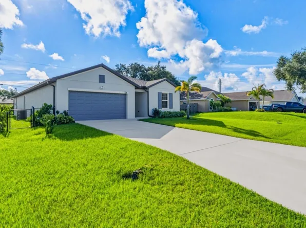226 SW MILBURN Circle, Port St Lucie, FL 34953