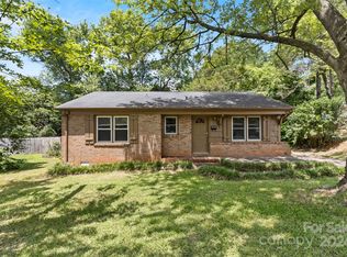 1316 Weststone Dr, Charlotte, NC 28208