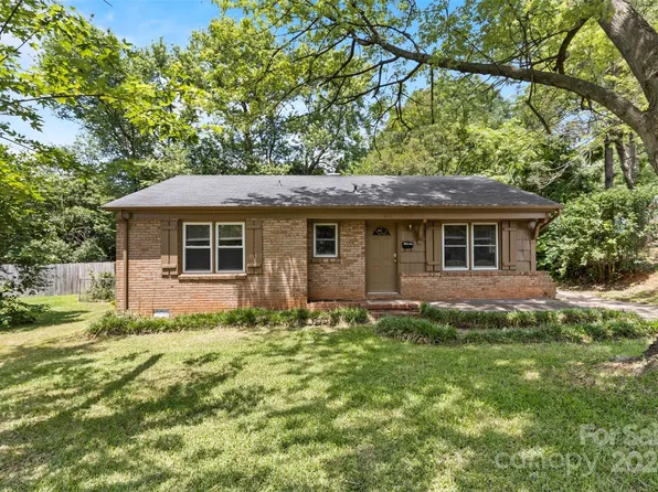 1316 Weststone Dr, Charlotte, NC 28208